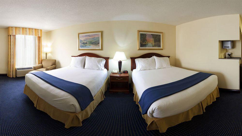 Holiday Inn Express & Suites Atlanta Perimeter Mall Hotel By Ihg Sandy Springs Kültér fotó