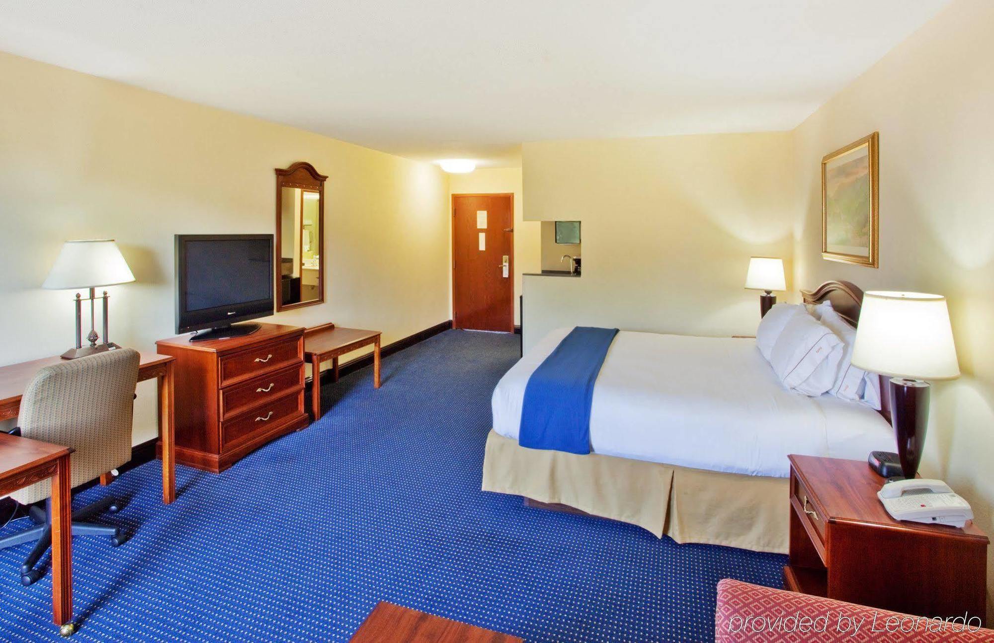 Holiday Inn Express & Suites Atlanta Perimeter Mall Hotel By Ihg Sandy Springs Szoba fotó