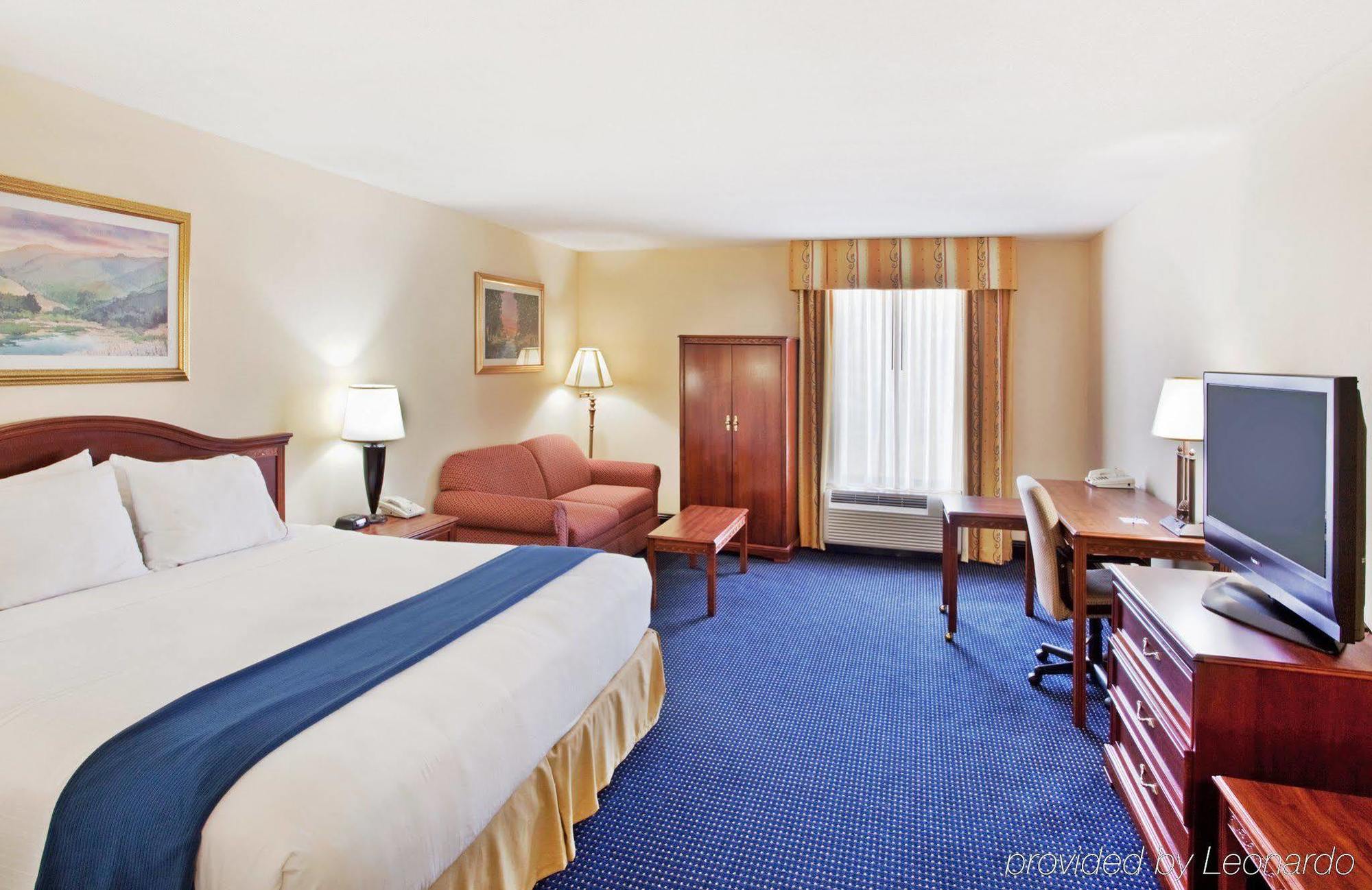 Holiday Inn Express & Suites Atlanta Perimeter Mall Hotel By Ihg Sandy Springs Szoba fotó