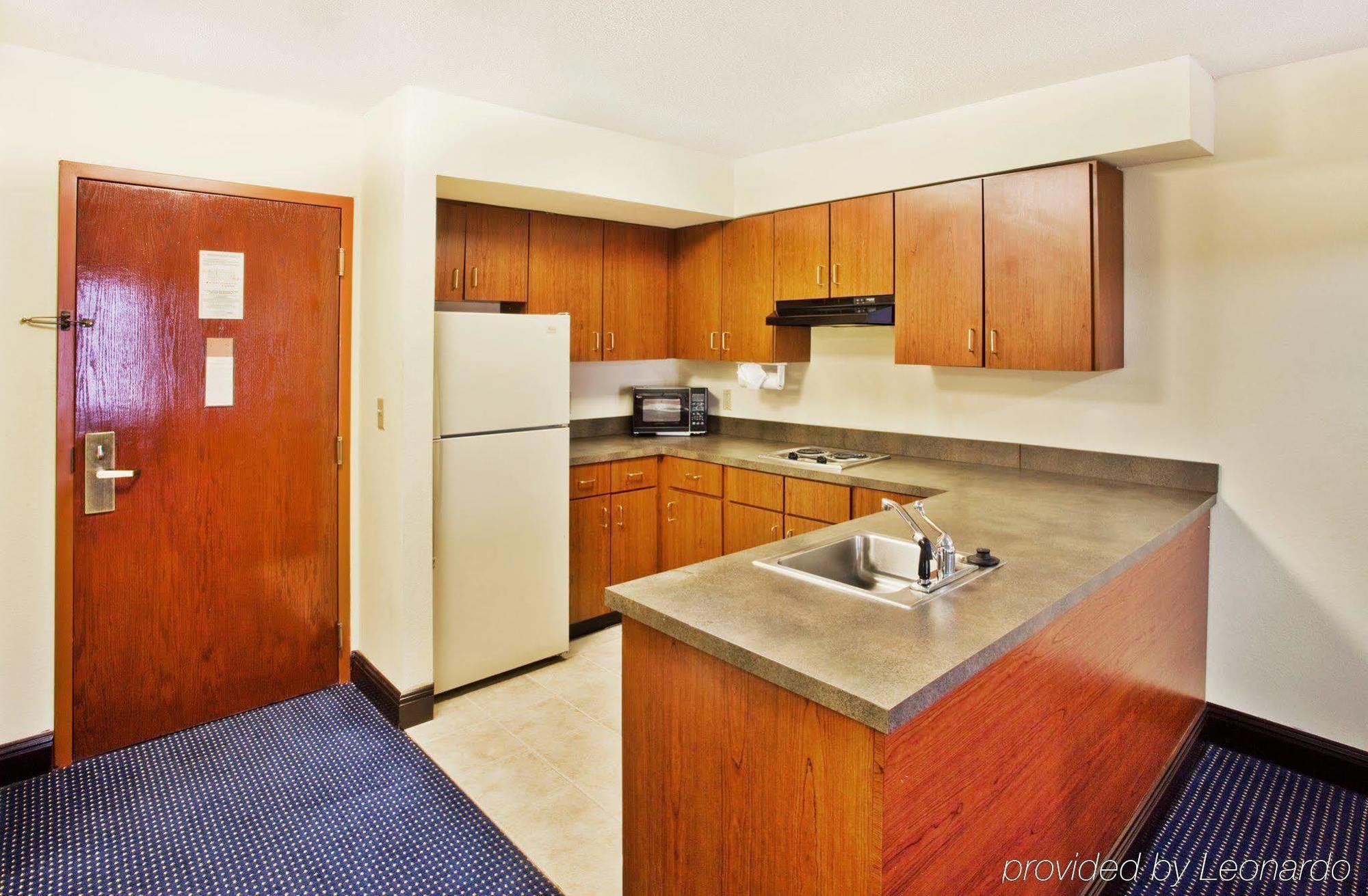 Holiday Inn Express & Suites Atlanta Perimeter Mall Hotel By Ihg Sandy Springs Szoba fotó