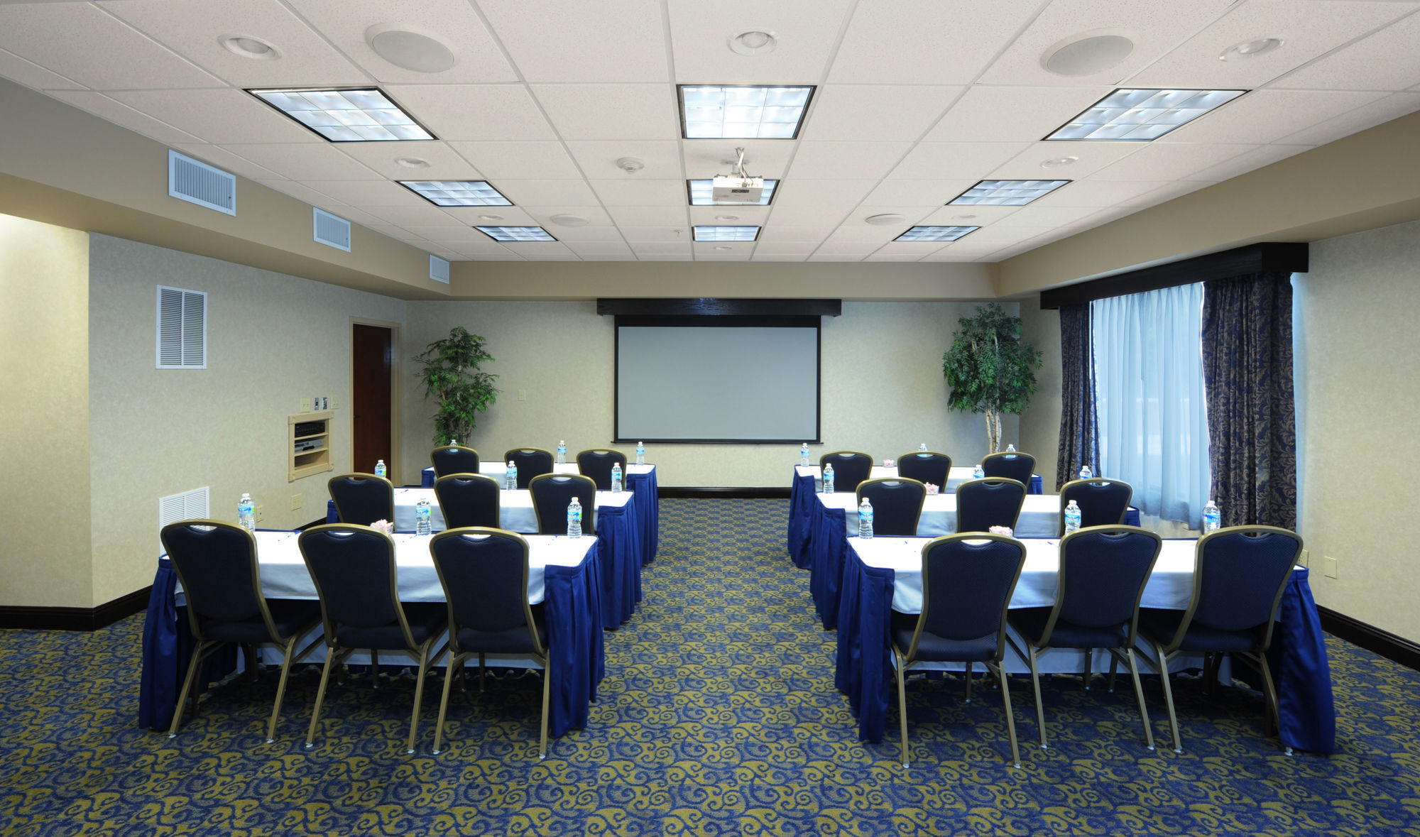 Holiday Inn Express & Suites Atlanta Perimeter Mall Hotel By Ihg Sandy Springs Kültér fotó